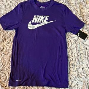 **SOLD** Nike Shirt